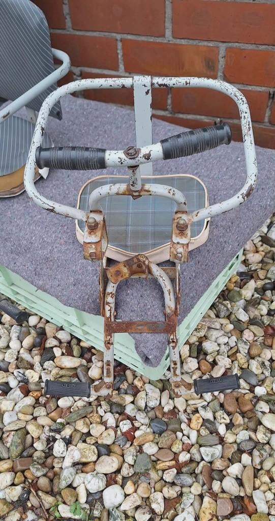 Vintage fietsstoeltje, retro uitstraling., Fietsen en Brommers, Fietsaccessoires | Fietsstoeltjes, Ophalen of Verzenden, Gebruikt