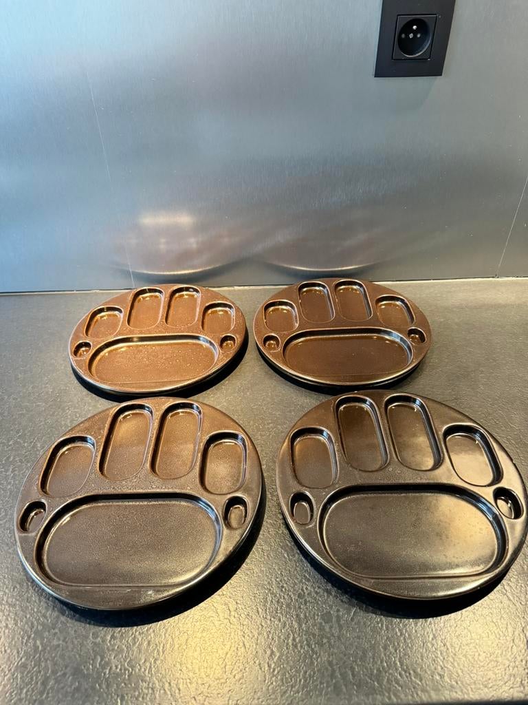 Assiette Staub, Maison & Meubles, Enlèvement ou Envoi, Utilisé