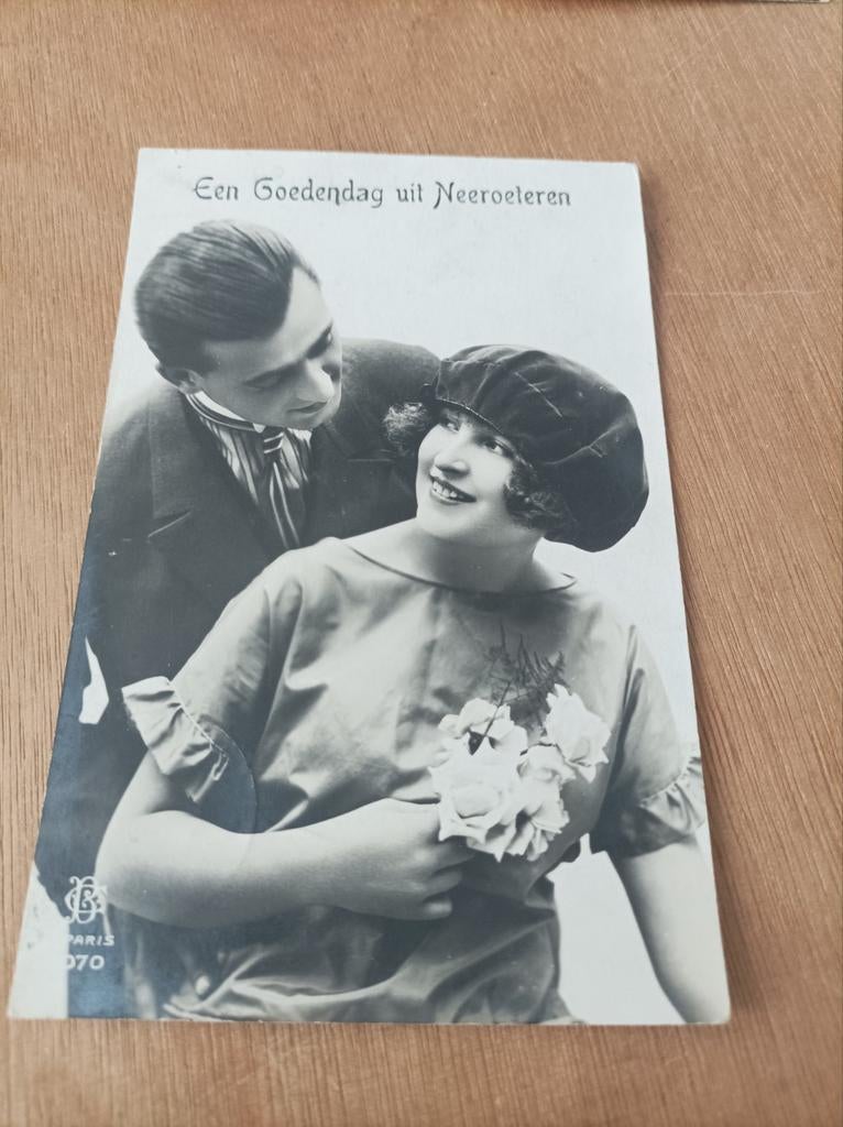 Neeroeteren, oude postkaart. Een goedendag uit Neeroeteren, Ophalen of Verzenden