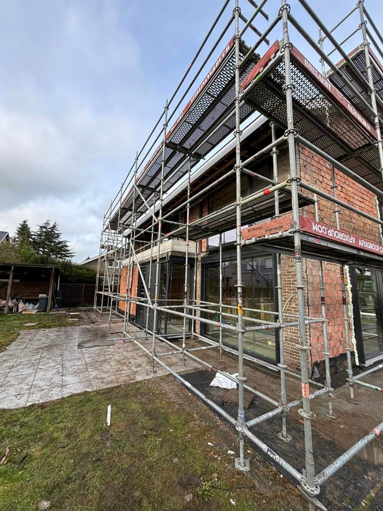 Verhuur van stelling/steiger, Doe-het-zelf en Bouw, Steigers, Zo goed als nieuw, Gevelsteiger, 5 meter of hoger, Ophalen