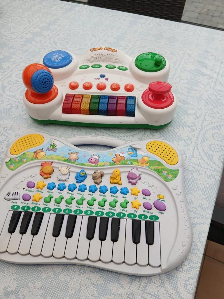 Speelgoedpiano (2 stuks), Ophalen of Verzenden, Zo goed als nieuw