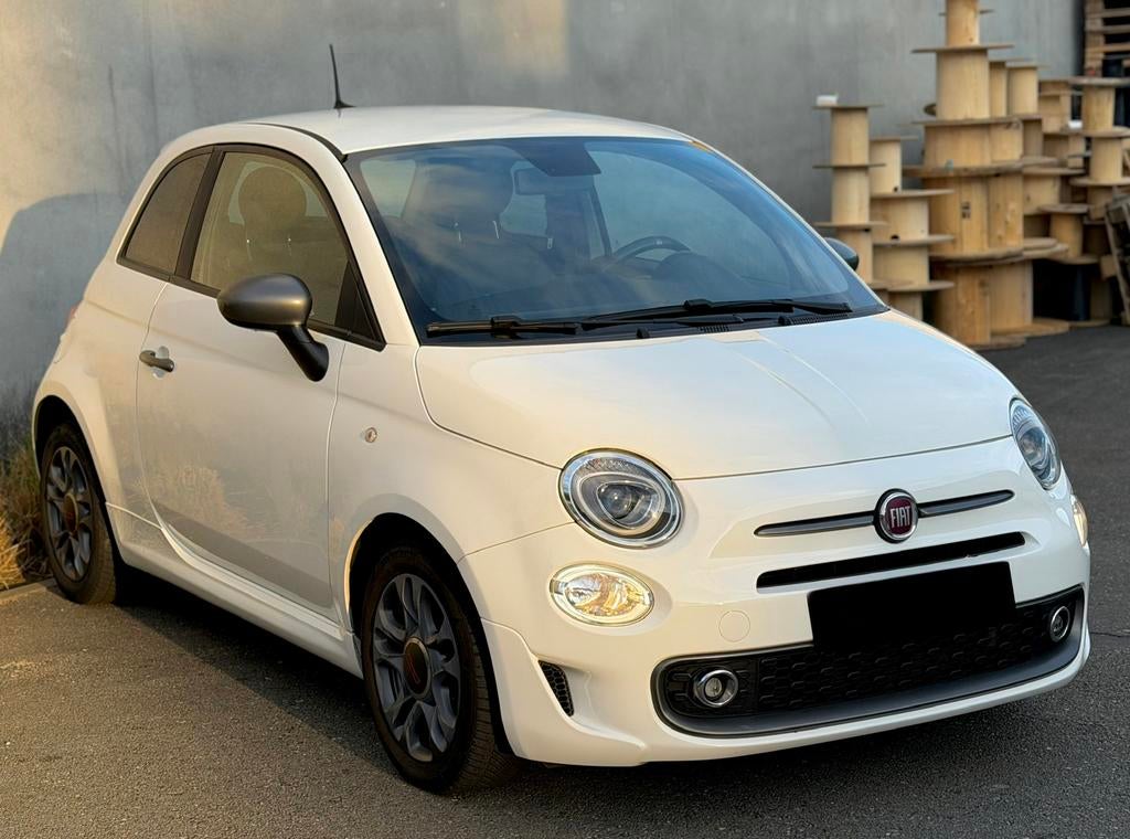 Fiat 500 1.2i / 2019 / Facelift / Apple carplay / Pdc /Airco, Auto's, Fiat, Voorwielaandrijving, 4 zetels, 4 cilinders, Leder en Stof