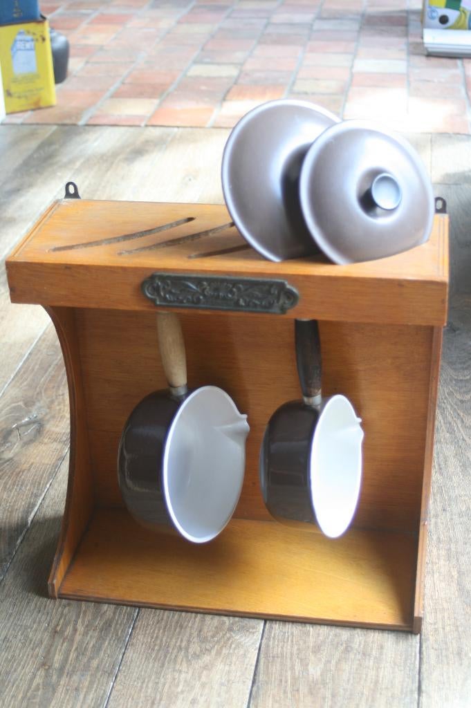 2 x Vintage Le creuset sauspan steelpan in houten houder, Ophalen, Gebruikt, Gietijzer, Pannenset