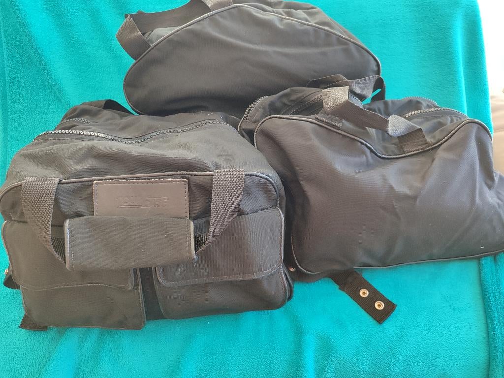 Ensemble de 3 sacs voyage moto pour coffre Harley ou autre., Motos, Accessoires | Valises & Sacs, Comme neuf, Enlèvement ou Envoi