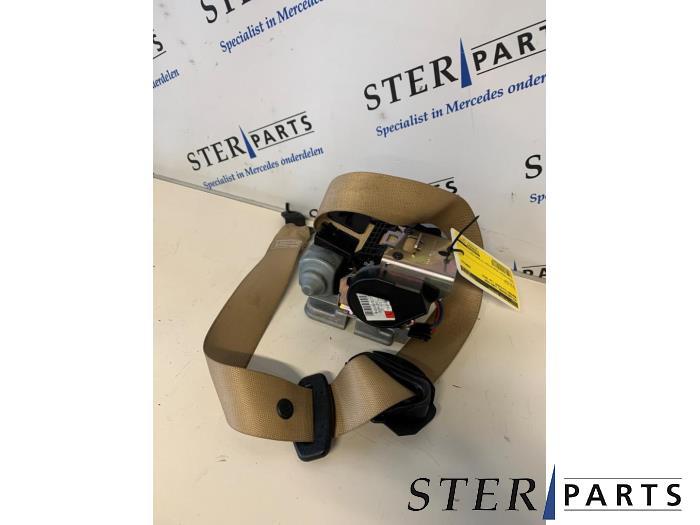 Veiligheidsgordel links-voor van een Mercedes CLS-Klasse, Gebruikt, -, Ophalen of Verzenden, -