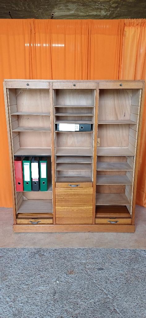 Ancien meuble d'administration meuble volet meuble de métier, Enlèvement