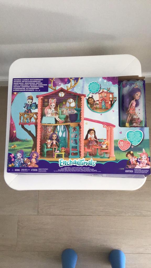 Enchantimals hertenhuis, Enlèvement