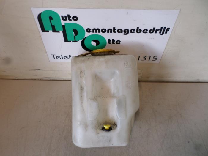Ruitensproeiertank voor van een Opel Combo (Combo 02-), Auto-onderdelen, Gebruikt, -, -, Opel