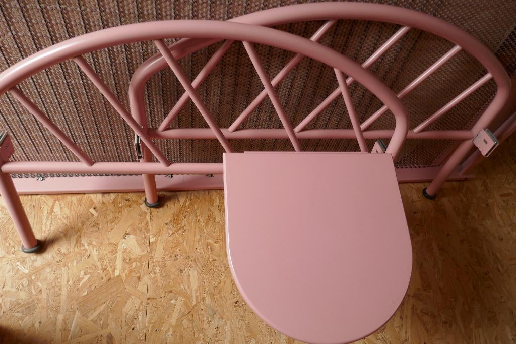 vintage roos 1 persoonsbed met nachttafel goede staat, Ophalen, Gebruikt, Vintage, Metaal