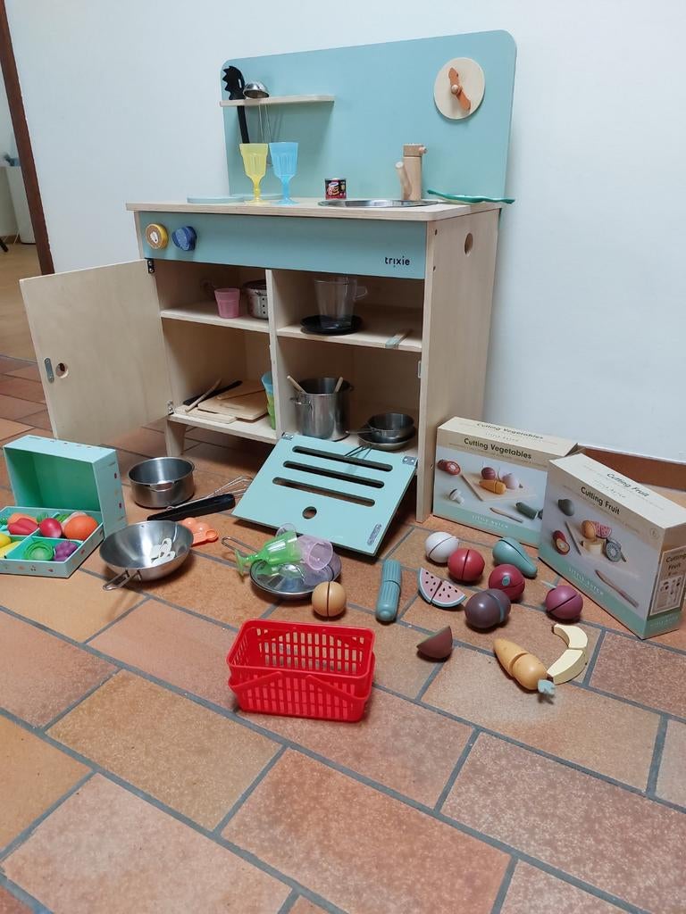 Cuisine en bois Trixie, Enlèvement