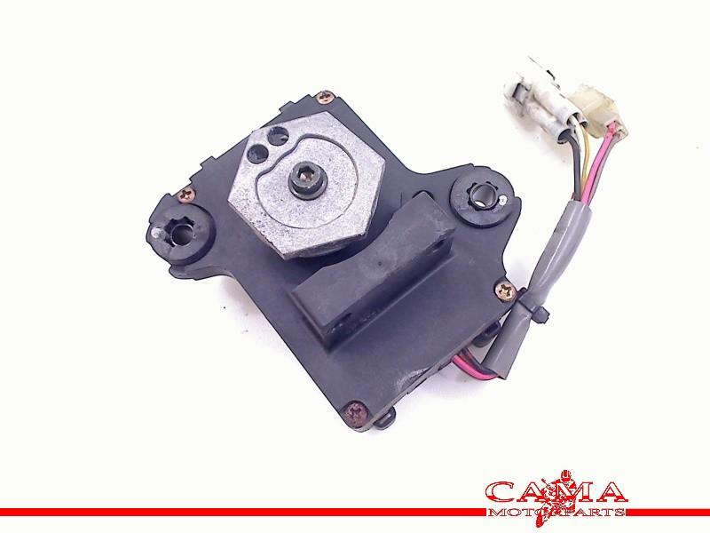 SERVO MOTEUR Suzuki GSX R 1000 2003-2004 (GSXR1000 K3 / K4), Motos, Dhr. S. di Majo, Utilisé, Info@cama-motorparts.nl, P.J. Troelstraweg 8 8
3144 CX  MAASSLUIS, NL