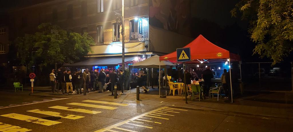 Cafe voor overname te koop,Topligging, eetcafe, Zakelijke goederen