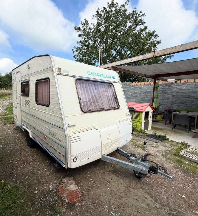 Caravan  -750 kg, Auvent, Particulier, Lit fixe, Caravelair