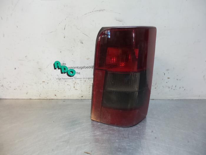 Achterlicht rechts van een Peugeot Partner (Partner 02-), Auto-onderdelen, Gebruikt, -, -, Ophalen of Verzenden
