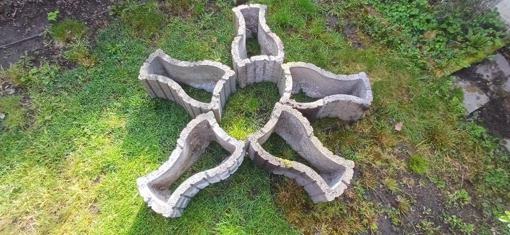 Tuinranden in bloemvorm, Handtassen en Accessoires, Bedels, Ophalen