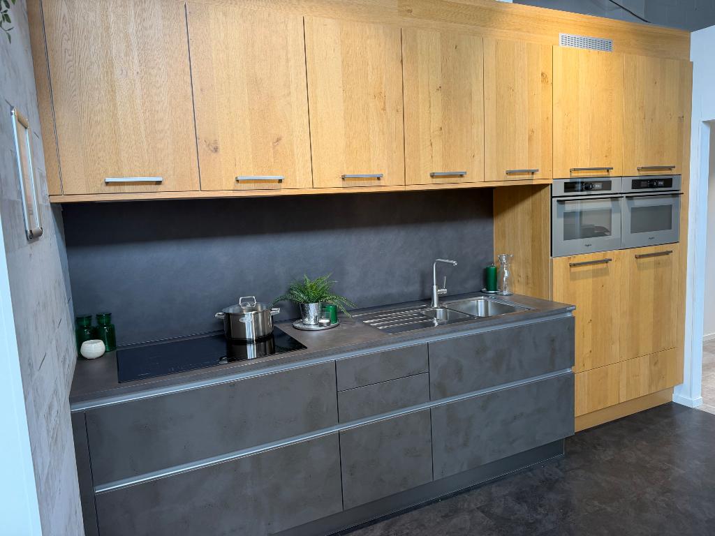 Toonzaalkeuken, Enlèvement, Neuf