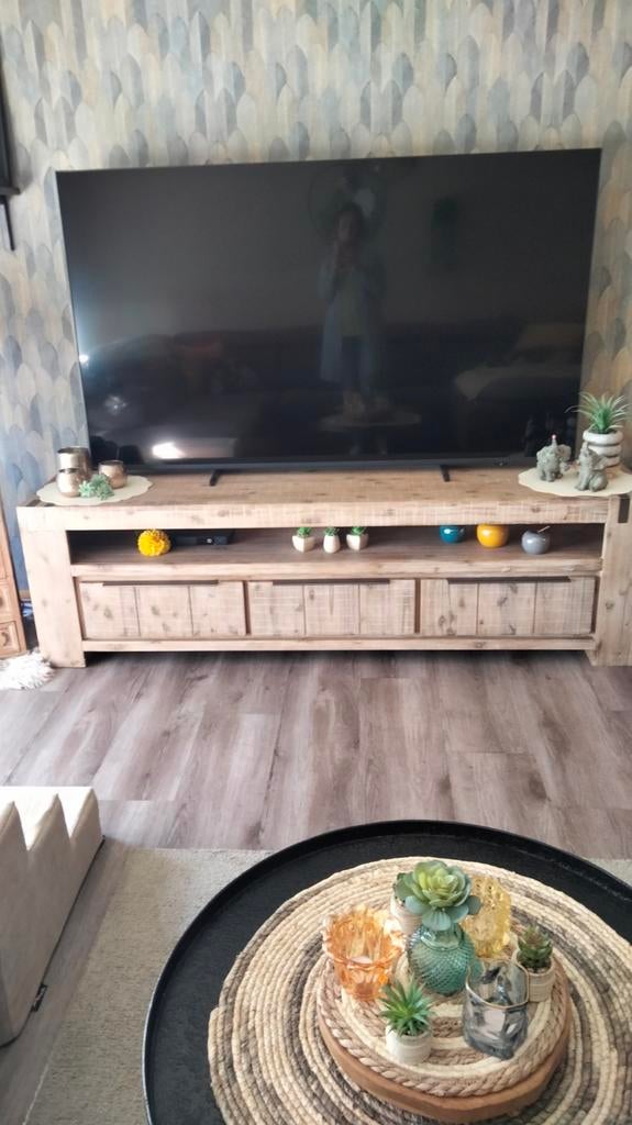 Tv kast ( vol hout ) 3 schuiven lengte 2 m zeer goede staat, Huis en Inrichting, Kasten |Televisiemeubels, Ophalen