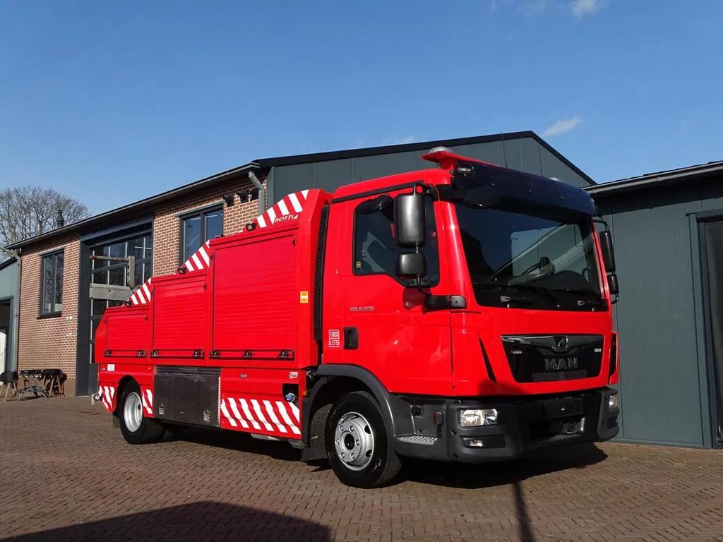 MAN TGL 8.220 TowTruck | Depanneuse | Abschlepwagen | Botti, Automaat, 245 pk, Achterwielaandrijving, Euro 6