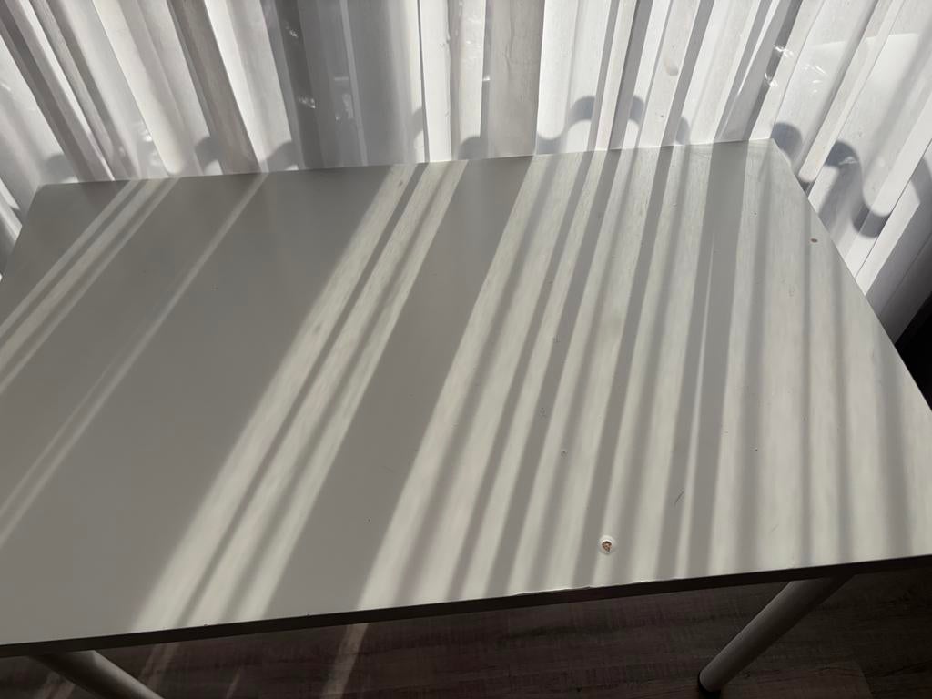 Bureau tafel (perfect voor nagels ), Ophalen, Gebruikt