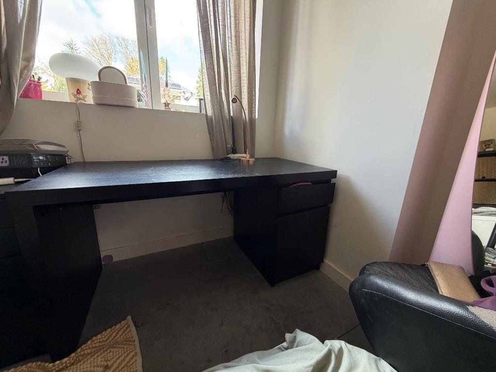Bureau ikea140cm op 60cm, Huis en Inrichting, Bureaus, Ophalen, Gebruikt, IKEA