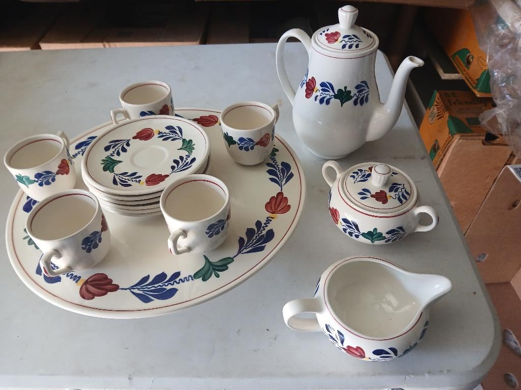 Service a café, Enlèvement