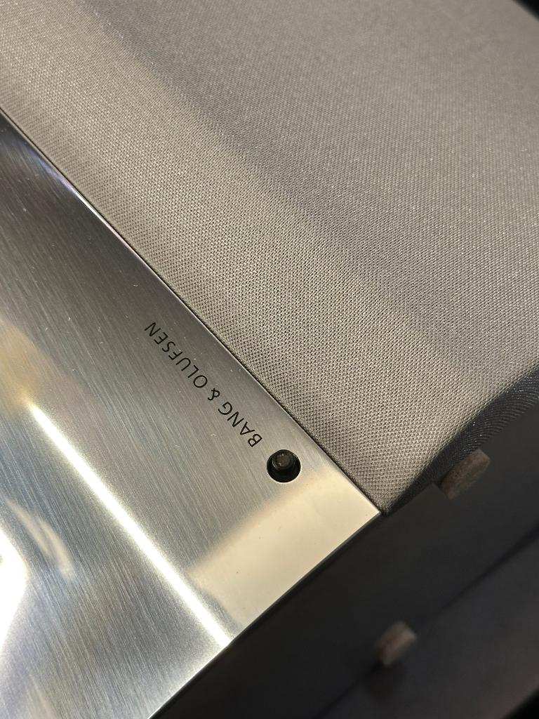 Bang & Olufsen Beolab 4000 met muurbeugels - B&O, Info@bang-olufsen.dk, Zo goed als nieuw, 60 tot 120 watt, Bang & Olufsen Alle 1 / DK-7600 Struer / Denmark