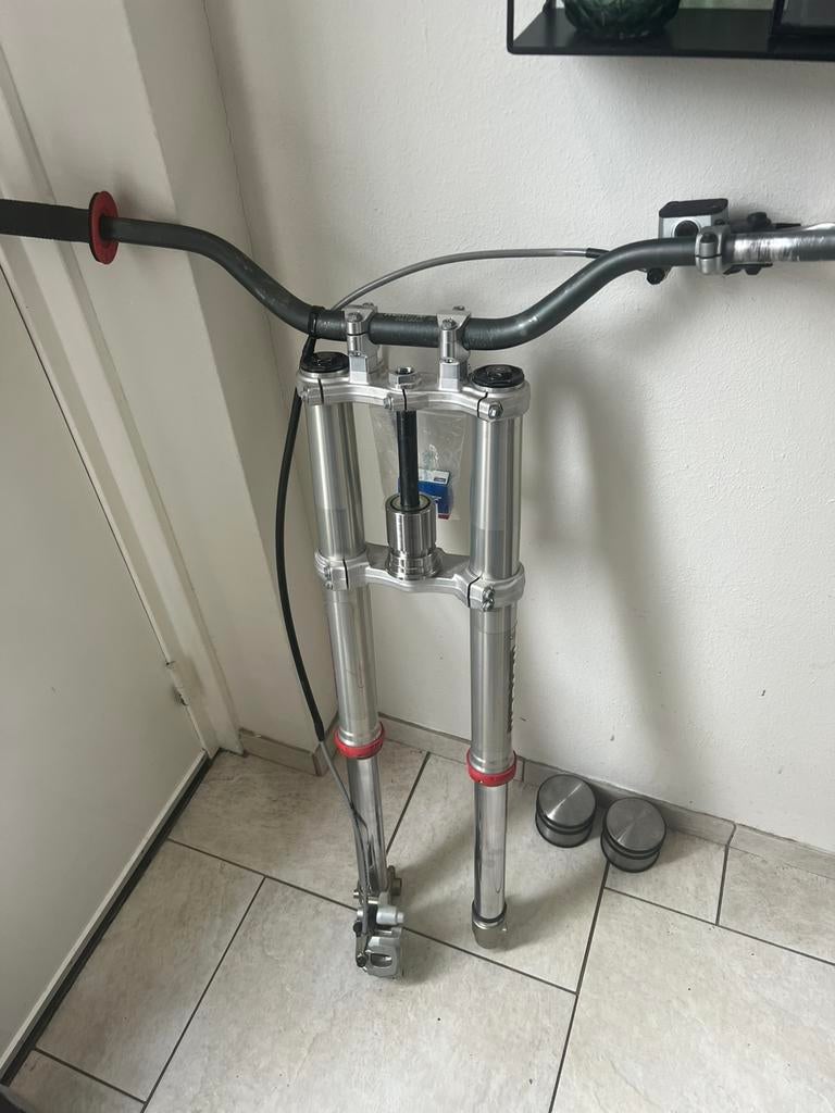 Surron light bee ktm 85 voorvork + wiel + brembo brakes, Ophalen of Verzenden