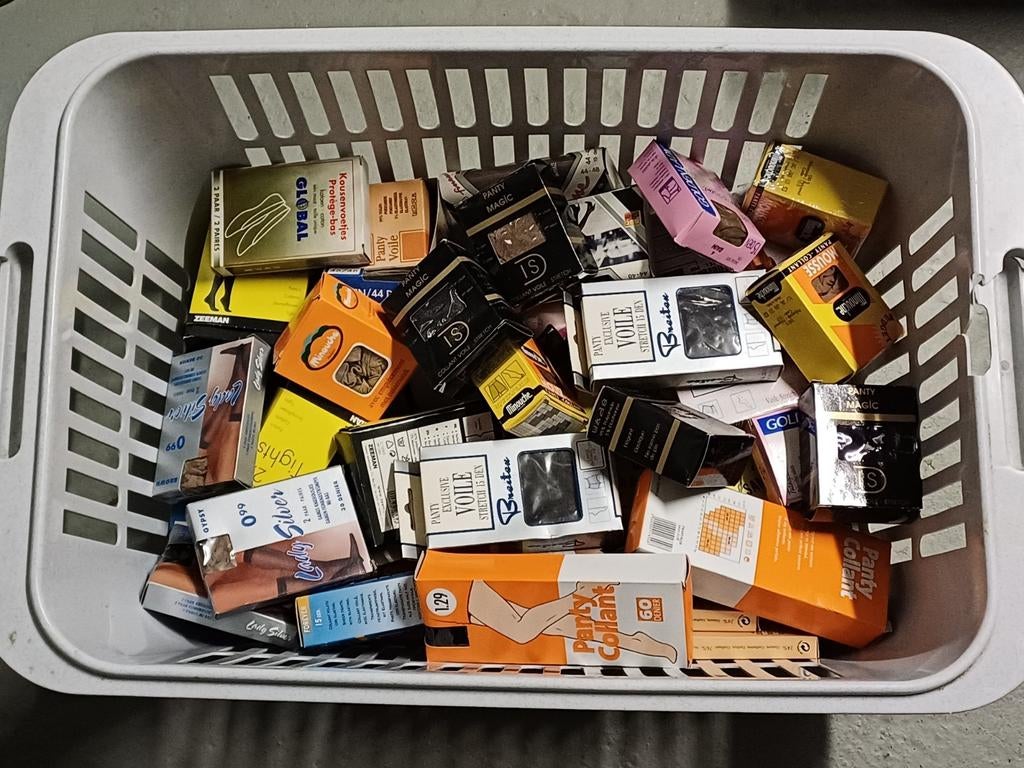 grand lot de bas pour femmes, Enlèvement ou Envoi, Autres couleurs, Autres types, Autres tailles