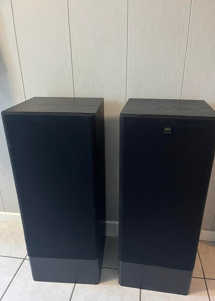 Moniteur de studio BSS avec 300 haut-parleurs, Enlèvement, Comme neuf