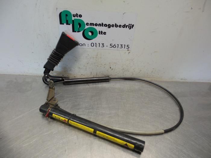 Gordelspanner rechts van een Opel Tigra (Tigra 94-), Auto-onderdelen, Interieur en Bekleding, Opel, Gebruikt, 3 maanden garantie