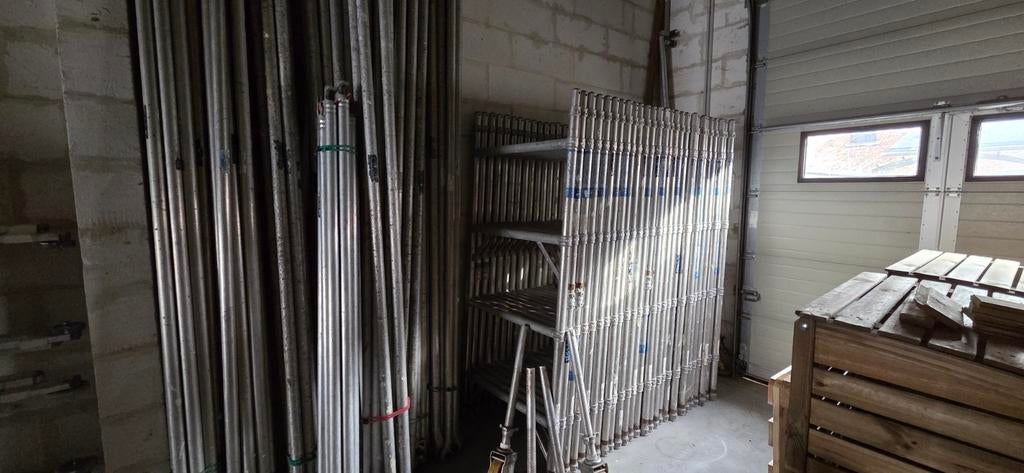 Échafaudage aluminium roulant ou fixe 100m2, Bricolage & Construction, Échafaudages, Enlèvement