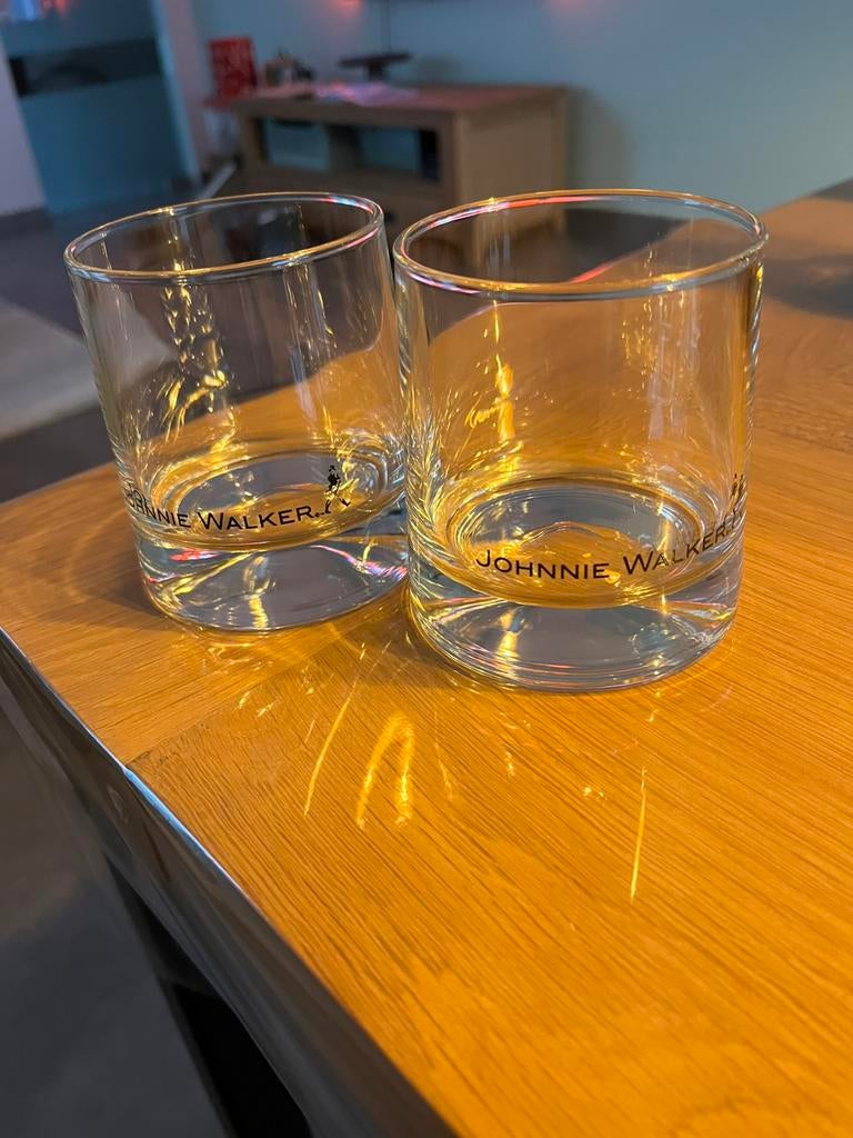 Johnnie walker glazen, Verzamelen, Glas en Drinkglazen, Ophalen, Zo goed als nieuw
