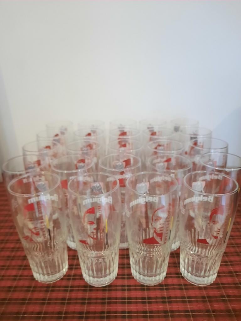 24 Jupiler bierglazen - Rode Duivels 2018, Verzamelen, Biermerken, Nieuw, Jupiler, Ophalen