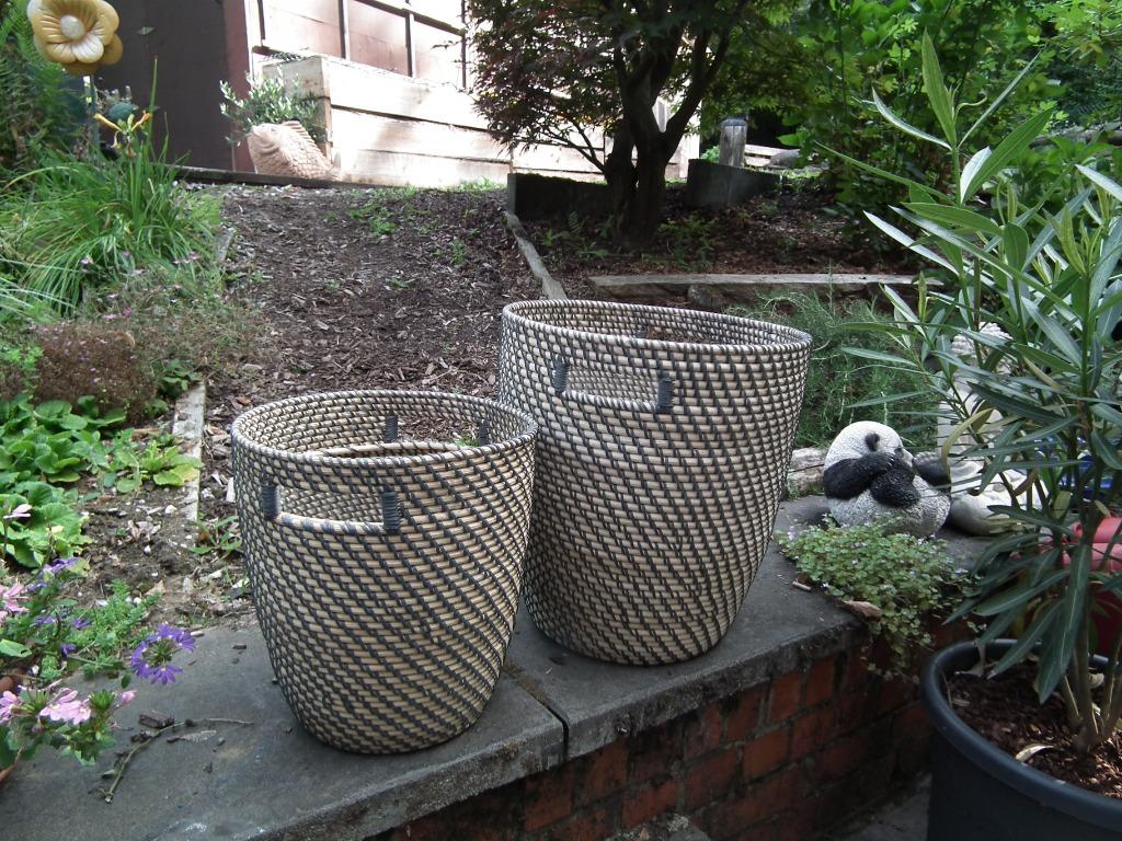 2 cache-pots, gris foncé/beige, intérieur/extérieur (Ikea), 25 à 40 cm, Rond, Comme neuf, Intérieur