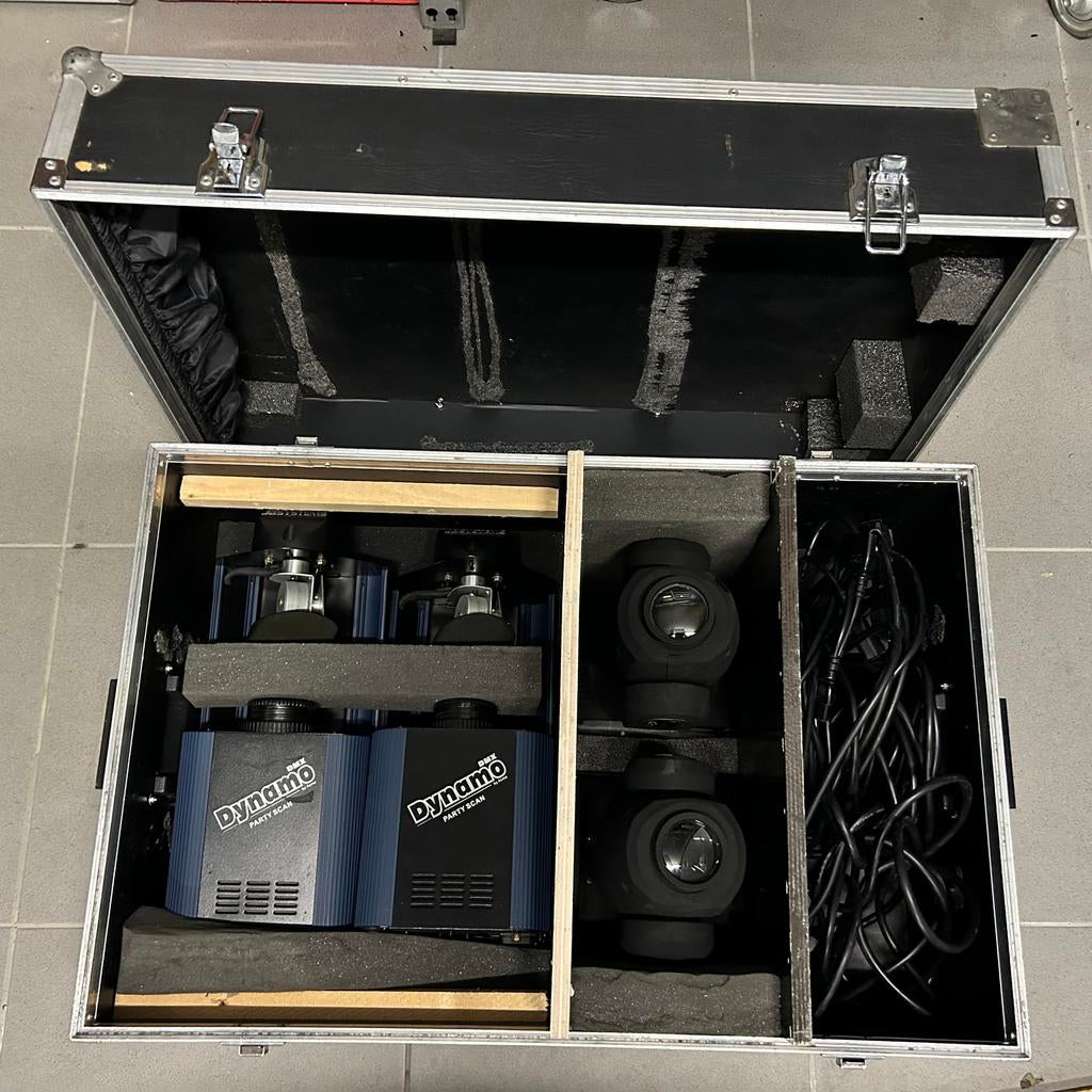 2 JB Systems Dynamo 250 + 2 showtec kanjo spot 10 scanner, Muziek en Instrumenten, Licht en Laser, Kleur, Ophalen