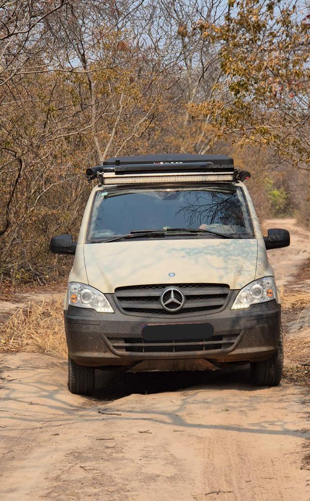 Mercedes Vito 116 CDI 4X4  W639 extra long 86.675 km, Jusqu'à 5, Roue de secours, 5 à 6 mètres, Diesel