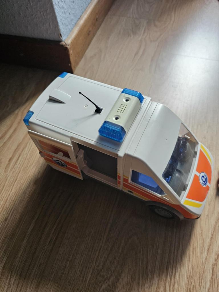 Ambulance playmobil avec personnages, Kinderen en Baby's, Ophalen, Zo goed als nieuw