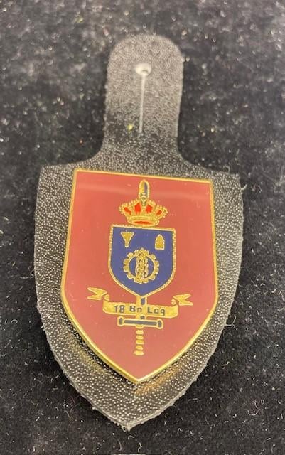 Logo Breloque 18 Bn, Collections, Enlèvement ou Envoi, Armée de terre, Emblème ou Badge