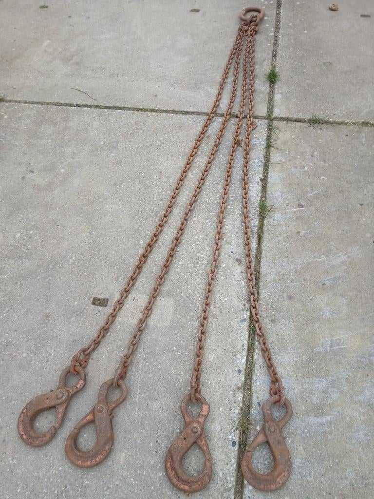 4 sprong ketting, Ophalen, Gebruikt