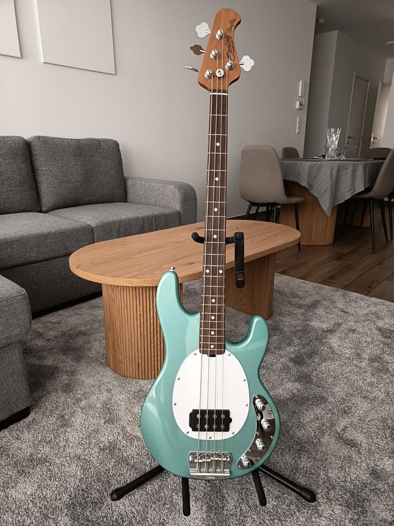 Sterling Sting Ray 34, Enlèvement