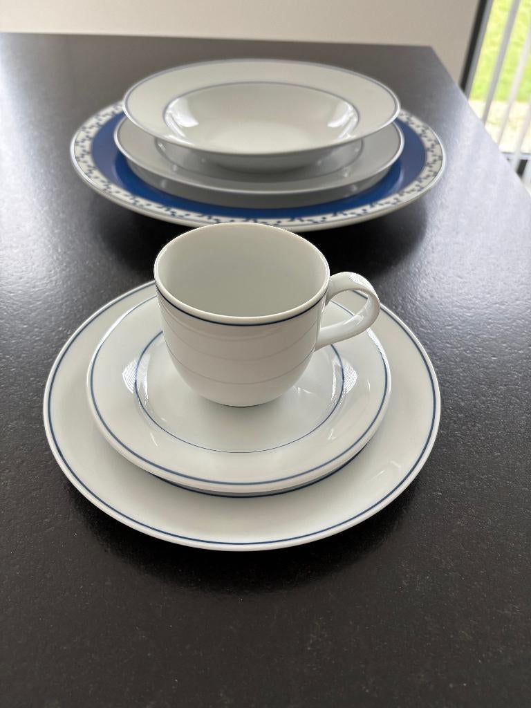 Onderzetborden-eetservies-koffieservies-soepkommen-ijscoupes, Ophalen, Porselein, Bord(en)