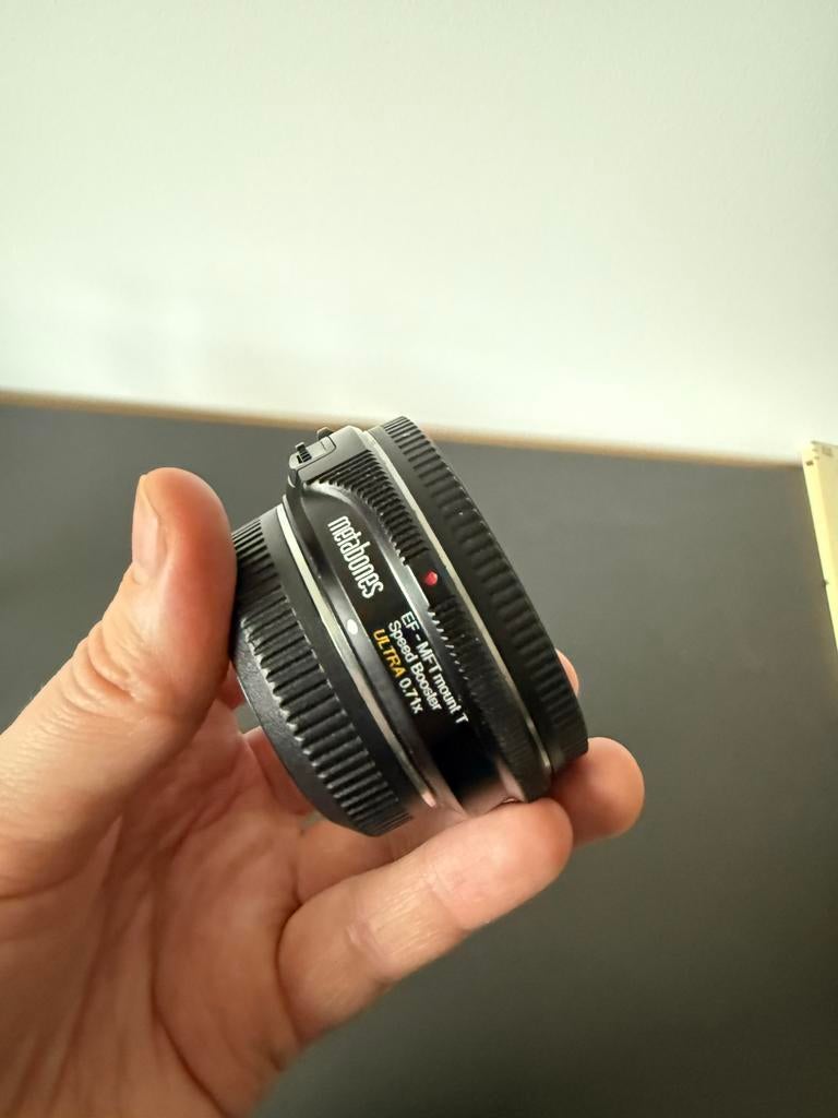 Metabones Speed Booster ULTRA 0.71x – Canon EF naar MFT, Ophalen, Zo goed als nieuw