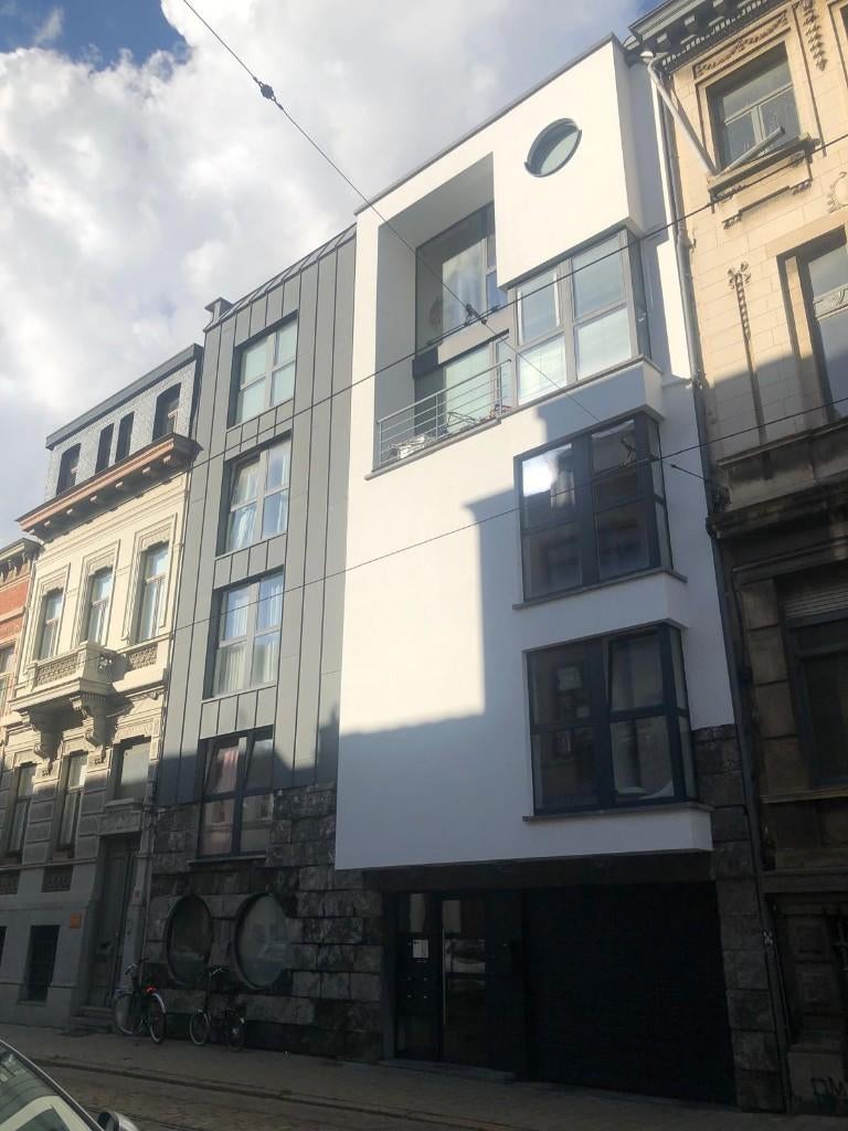 2bedroom apartment in Zurenborg, 50 m² ou plus, Anvers (ville)