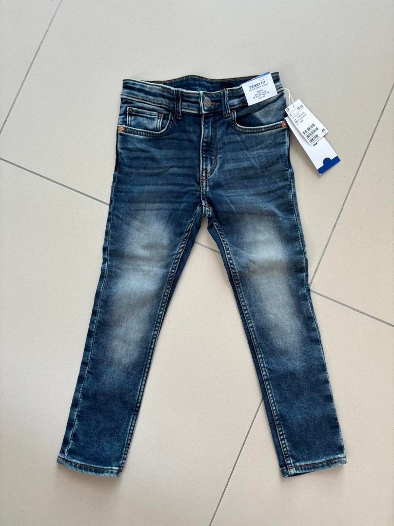 Skinny adjustable waist jeans maat 116 **Nieuw**, Broek, H&M, Nieuw, Ophalen of Verzenden
