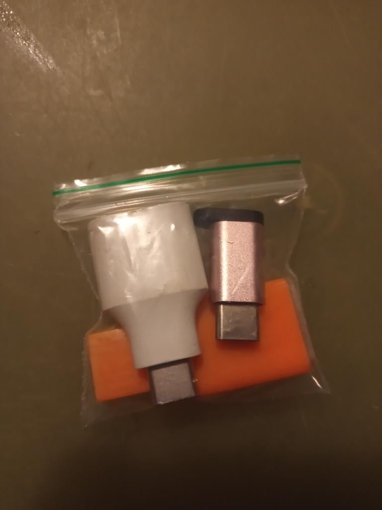 Micro SD - USB, USB-C - USB-micro, USB - USB-C adapters, Ophalen of Verzenden, Gebruikt