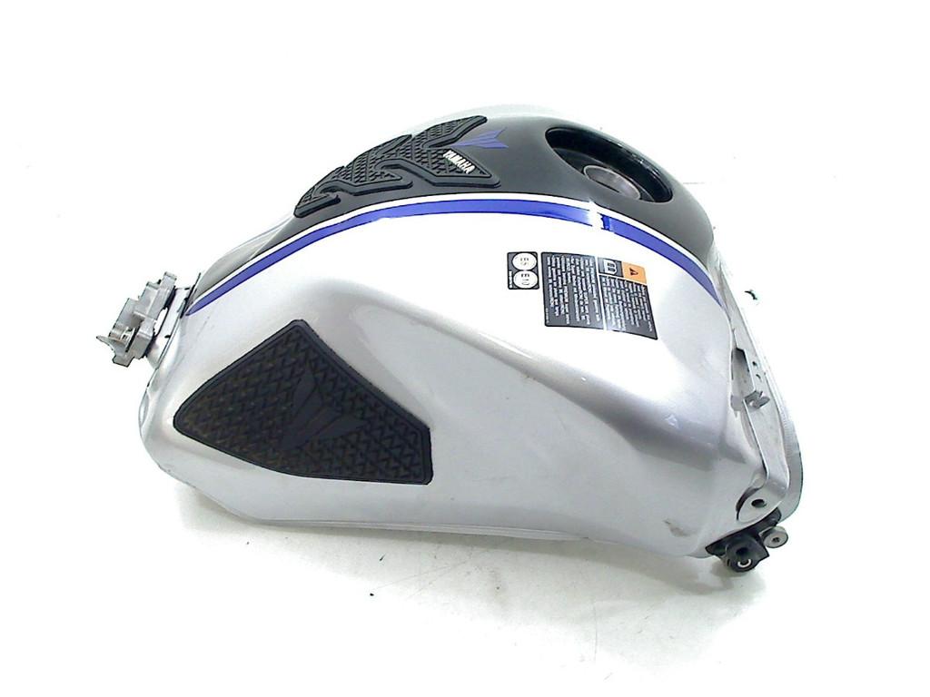 TANK Yamaha MT 09 2021-2023 (MT09 B7N) (01-2021/12-2023), Motoren, Gebruikt