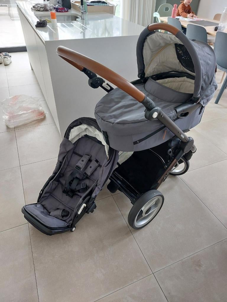 Kit Mutsy Evo Urban Nomad + Maxicosi Cabriofix, Enfants & Bébés, Poussettes & Combinaisons, Avec nacelle, Comme neuf, Enlèvement