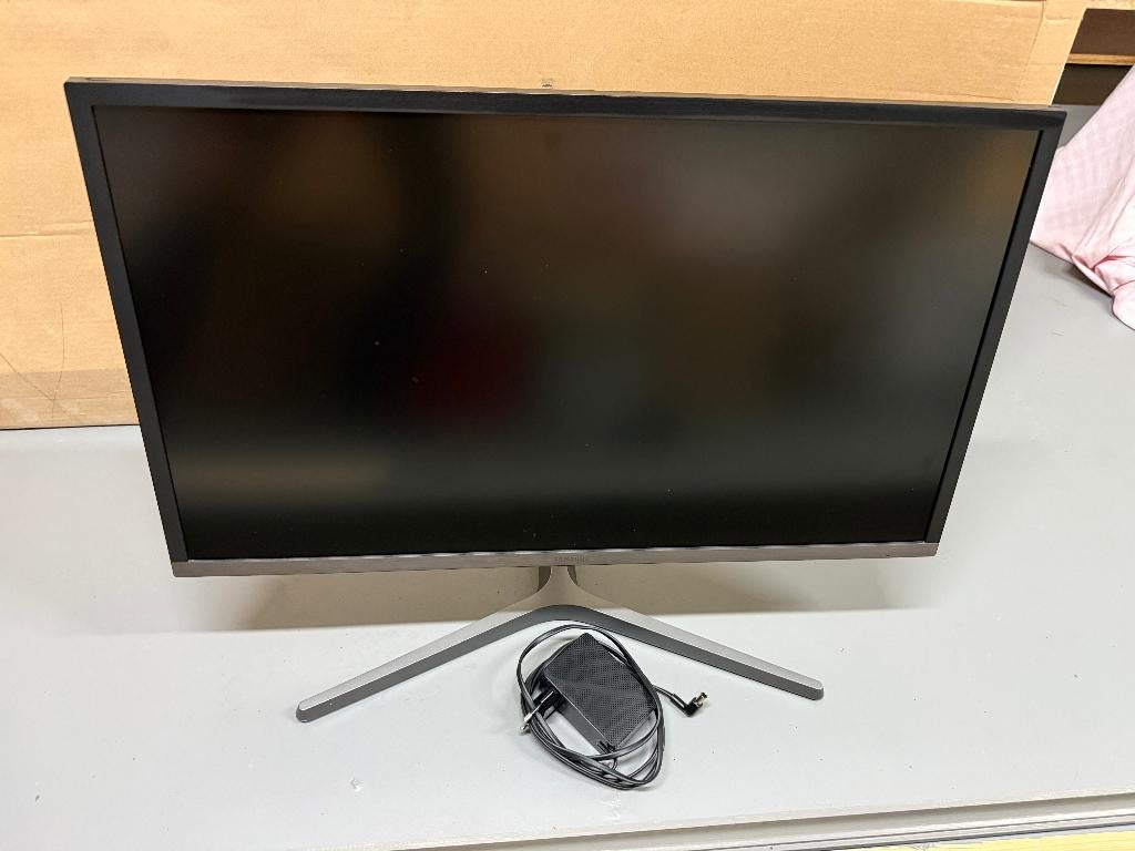 Samsung QLED 28" 4K UHD Gaming monitor, Gaming, Moins de 1 ms, Comme neuf, Enlèvement