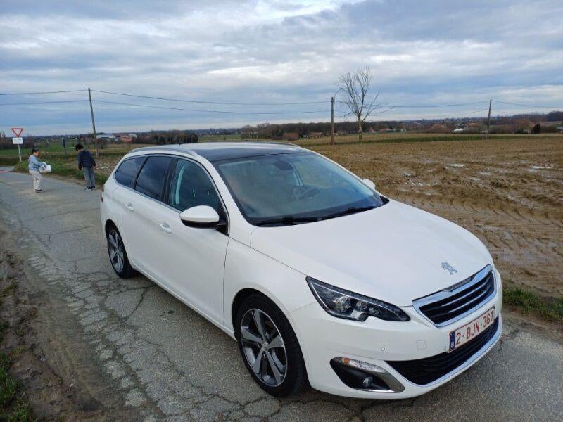 Peugeot 308 SW 130cv - Toit panoramique - Économique, Cuir, Achat, Euro 6, Entreprise