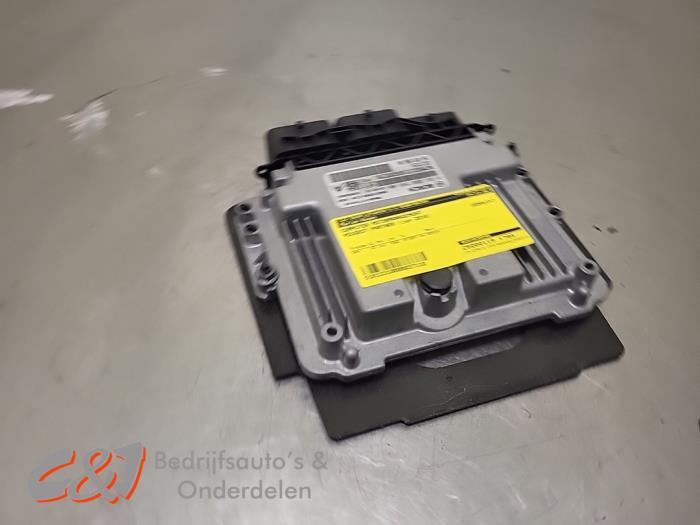 Ordinateur gestion moteur d'un Peugeot Partner, Autos : Pièces & Accessoires, Électronique & Câbles, Peugeot, Utilisé, 3 mois de garantie